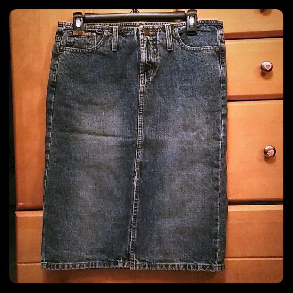 Denim skirt